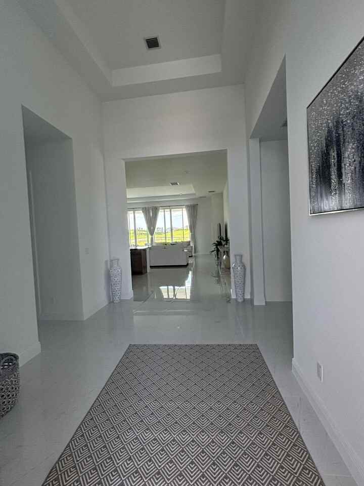 10231 Sw Latium Way - Photo 4 of 41