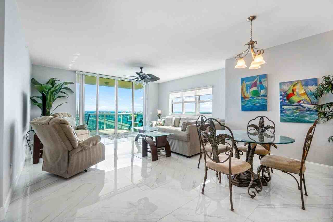 2640 Lake Shore Dr #1216 - Photo 6 of 50