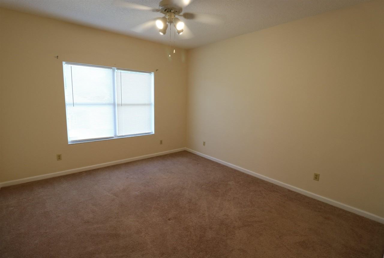 825 Anastasia Boulevard - Photo 6 of 18