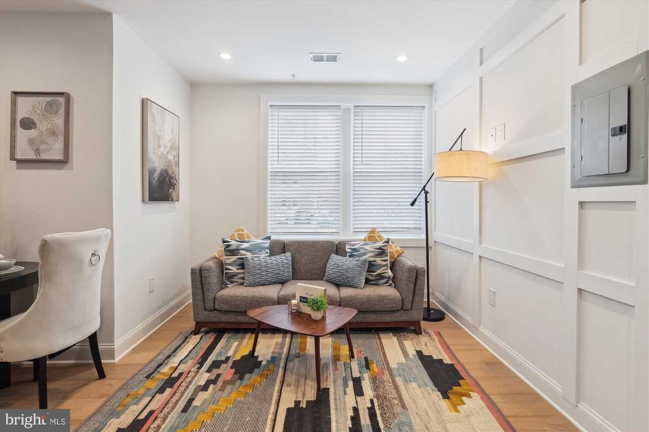 200 Hamilton Street Northwest #2 - Photo 5 of 16