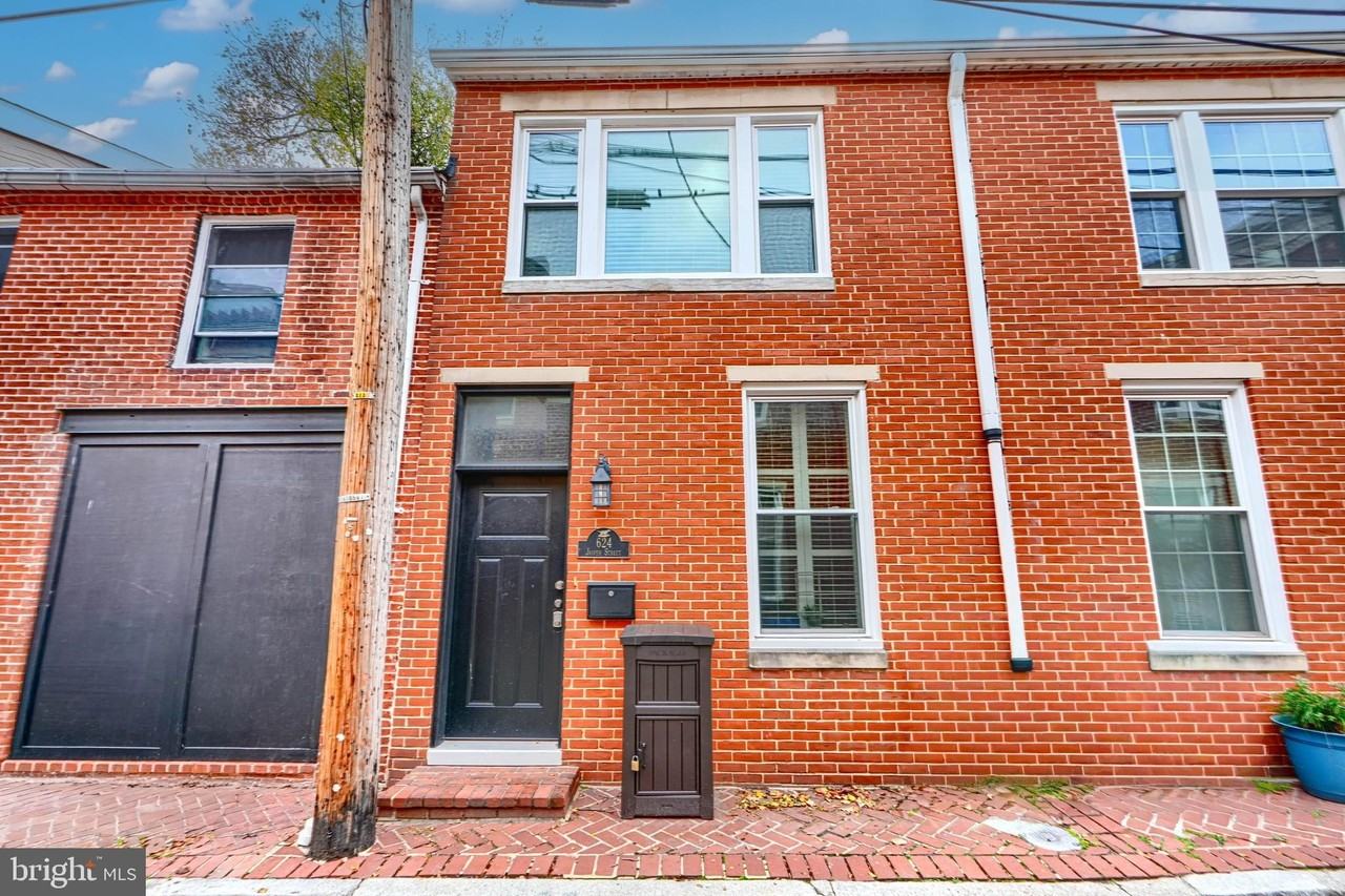 624 Jasper St - Photo 2 of 24