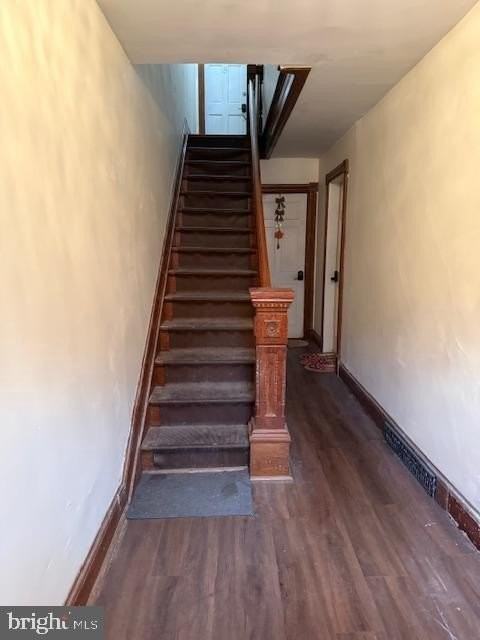 67 East North Avenue - Photo 3 of 16