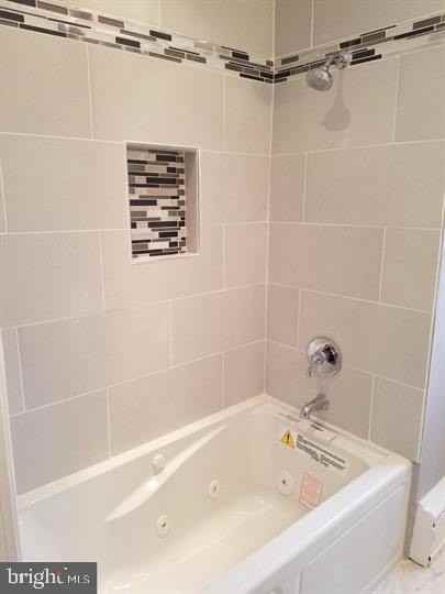 6321 Fariston Drive - Photo 7 of 31