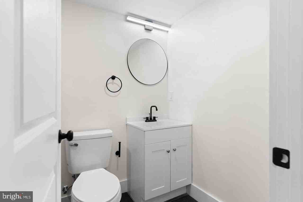 2539 Cecil B Moore Ave - Photo 7 of 15