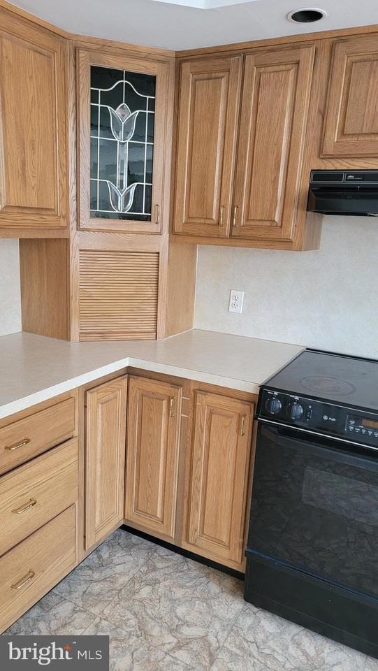 8027 Narvon St - Photo 5 of 15