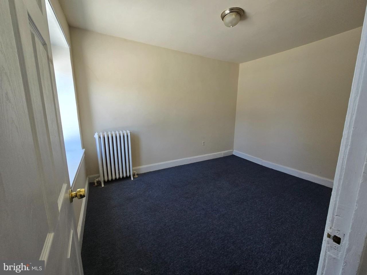 4820 Griscom St Unit B #B - Photo 7 of 17