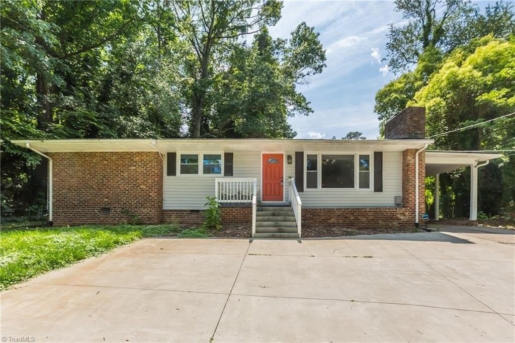 1224 Fenimore St - Photo 4 of 31