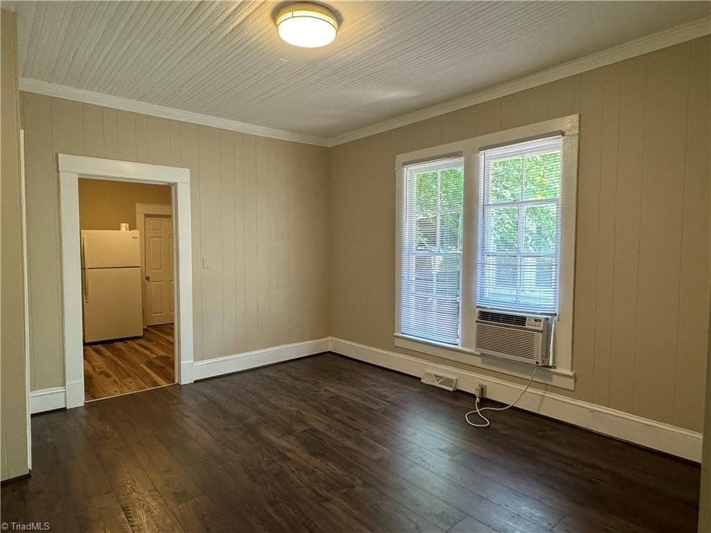 1312 Grove St - Photo 5 of 21