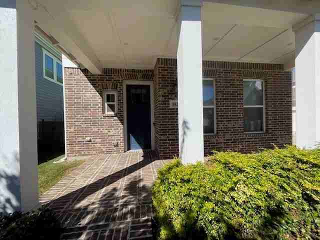 8825 Redding St - Photo 3 of 27