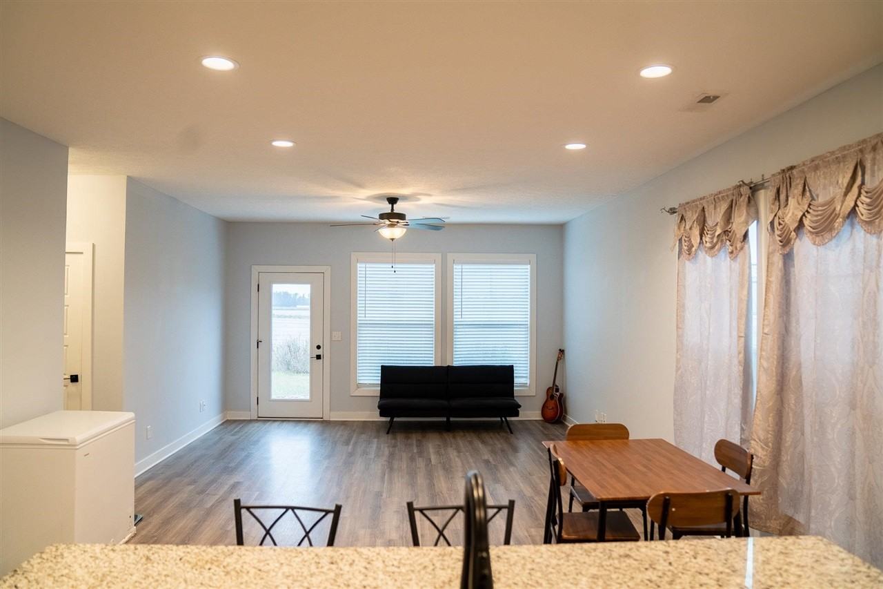 952 Anise Ln - Photo 2 of 6