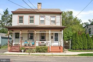 2 W Chestnut St - Photo 1 of 1