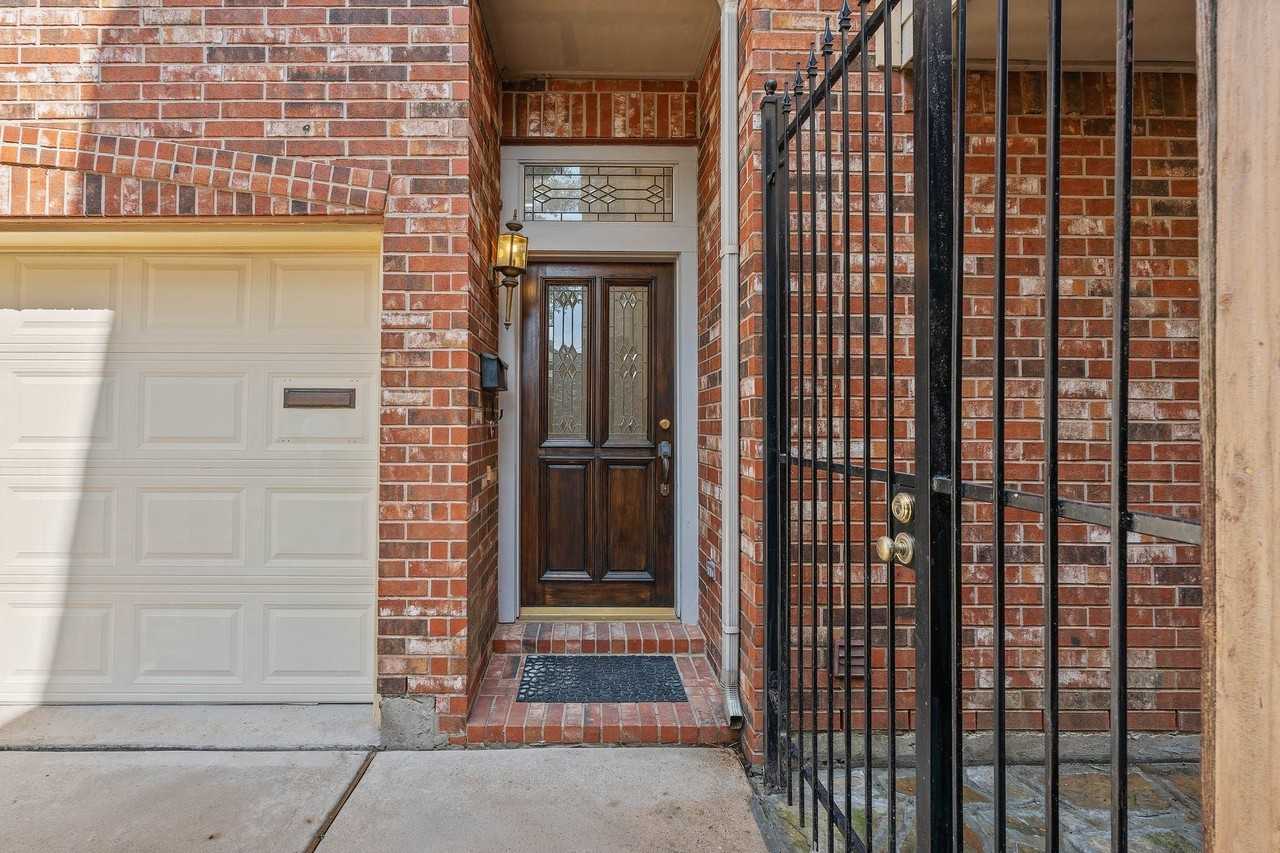 1315 Anita St - Photo 5 of 31