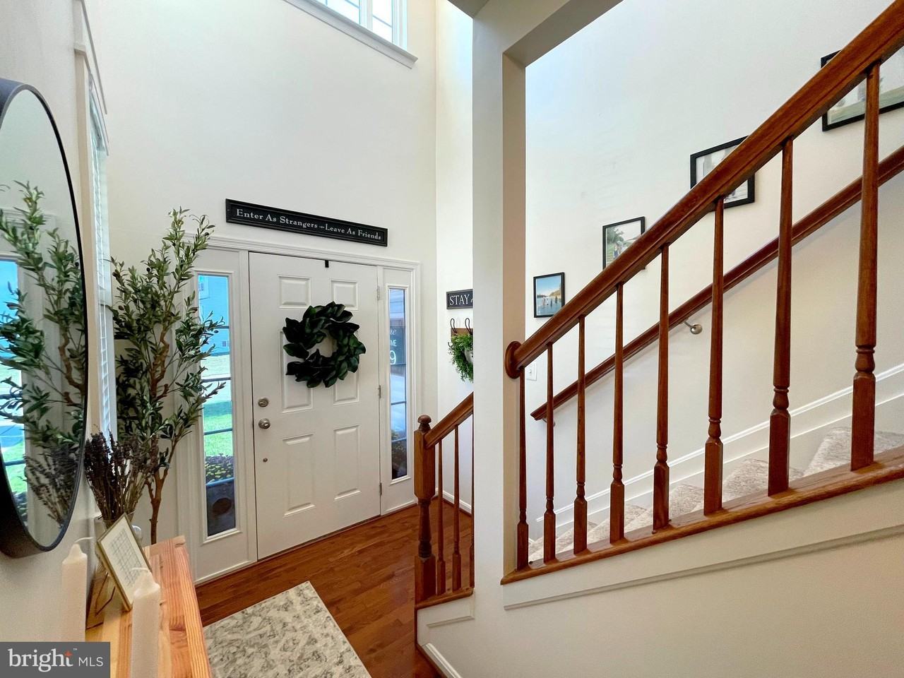 519 Gate Dancer Ct - Photo 2 of 44