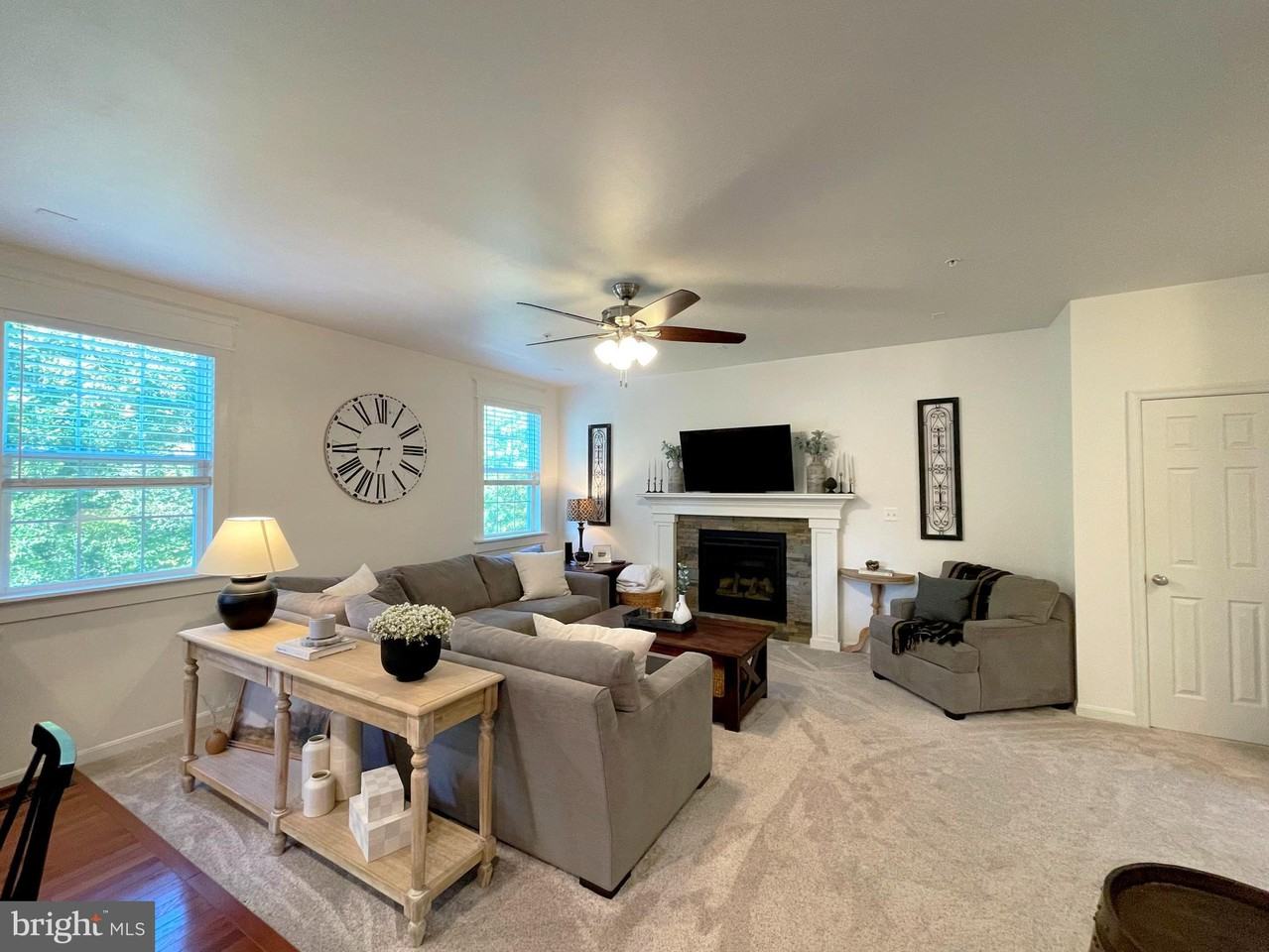 519 Gate Dancer Ct - Photo 7 of 44