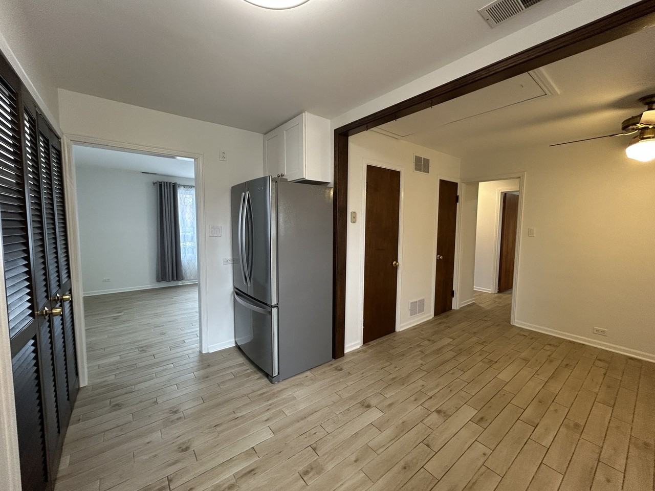 946 E Grant Dr - Photo 5 of 35