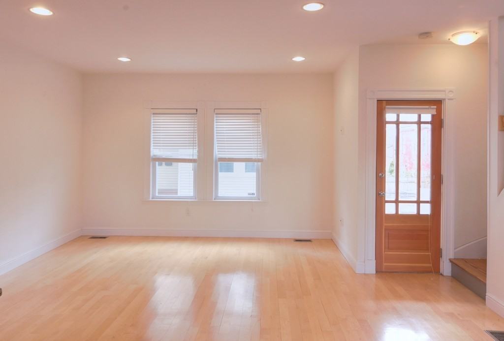 14 Peterson Terrace #2 - Photo 3 of 17