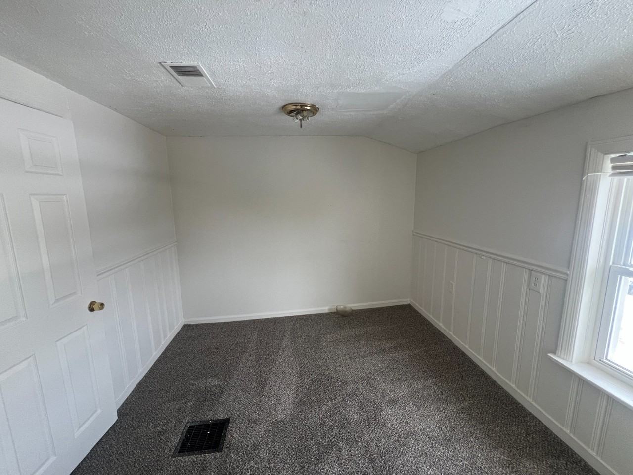 3518 West 8th Street #5 - Photo 6 of 7