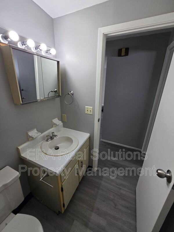 357 North Algonquin Avenue - Photo 2 of 15