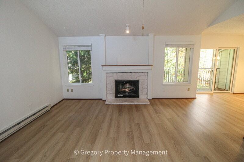 12621 Ne 130th Way #D204 - Photo 4 of 20