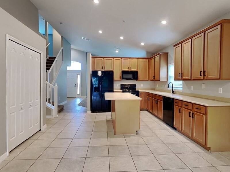 906 Summit Ash Ct - Photo 2 of 27