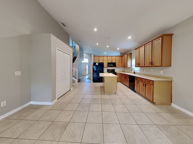 906 Summit Ash Ct - Photo 3 of 27