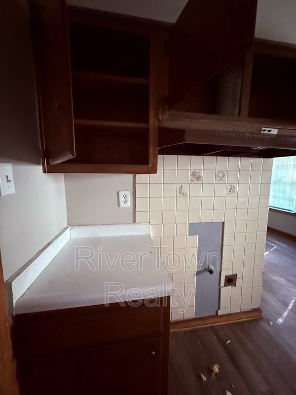 1151 Canary Ln - Photo 7 of 9