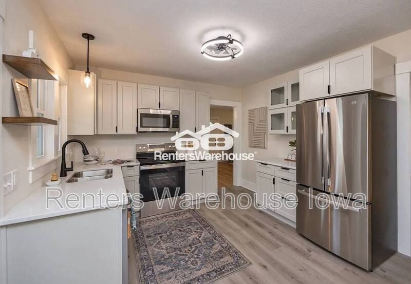 710 31st St - Photo 2 of 4