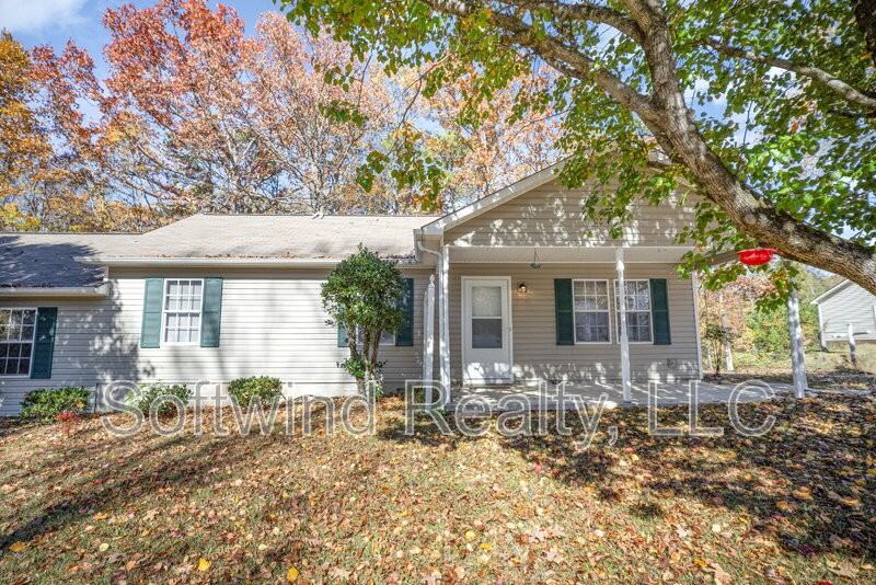 290 South Cir Nw - Photo 3 of 22