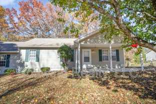 290 South Cir Nw - Photo 1 of 1