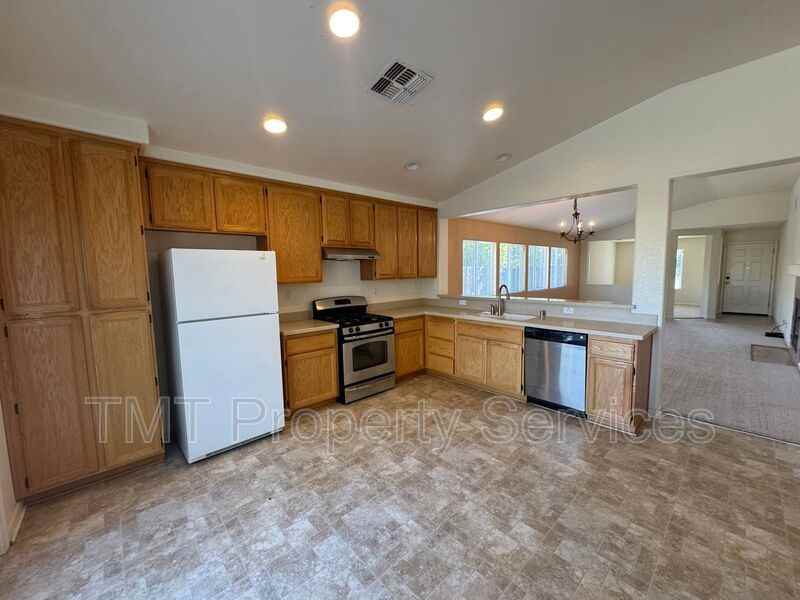 9084 Pebble Field Way - Photo 5 of 14