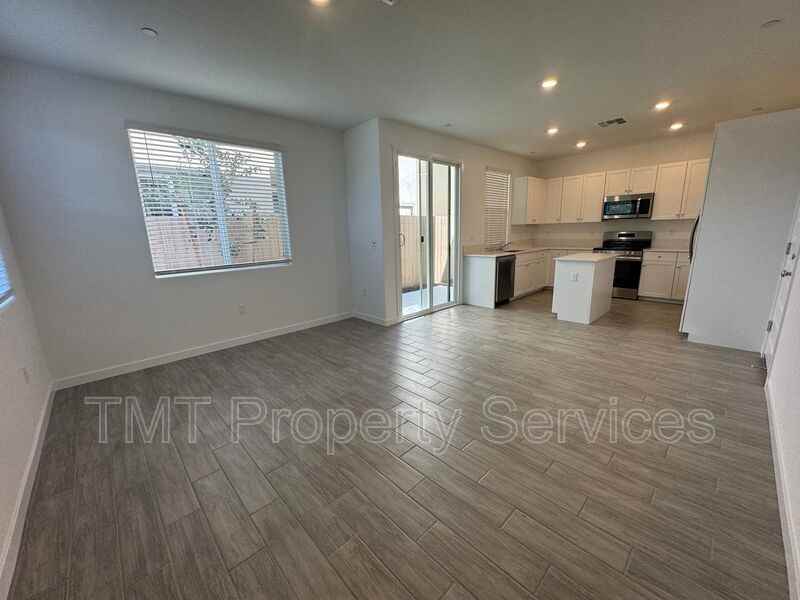 867 Lake Park Cir - Photo 6 of 24