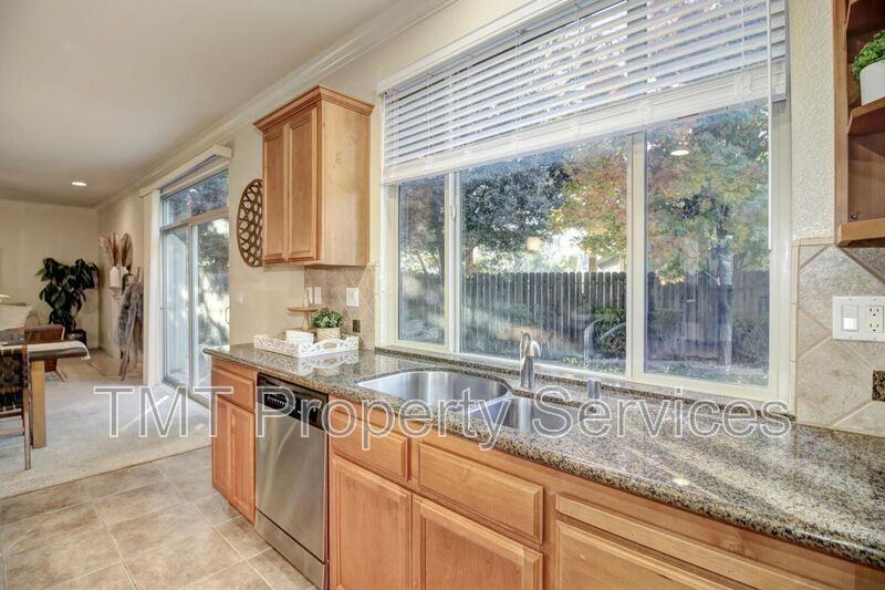 3725 Bella Cruz Ct - Photo 5 of 40