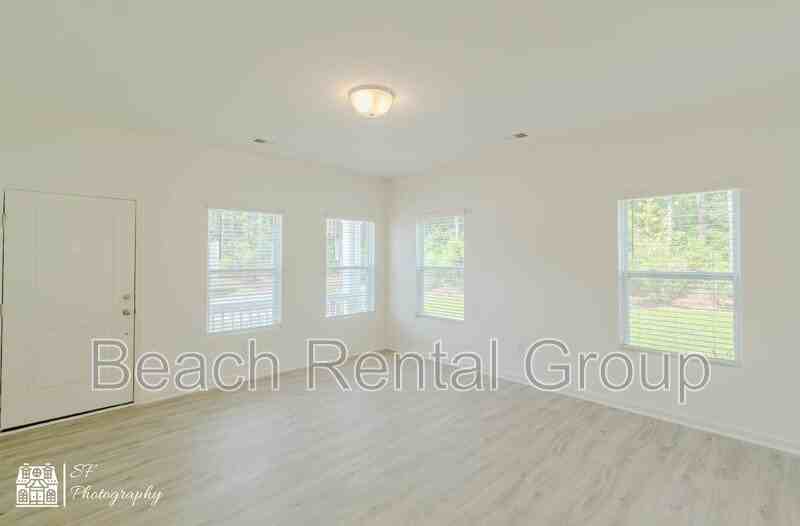 122 Crescent Way - Photo 3 of 22