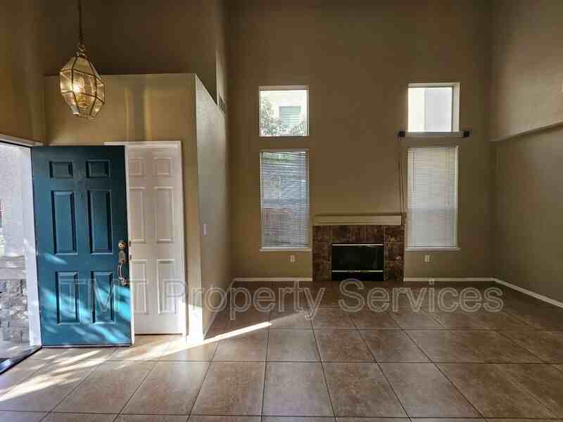 4940 Timepiece Cir - Photo 2 of 3