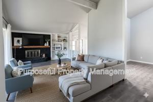 featured image of 8224 Nw 87th St