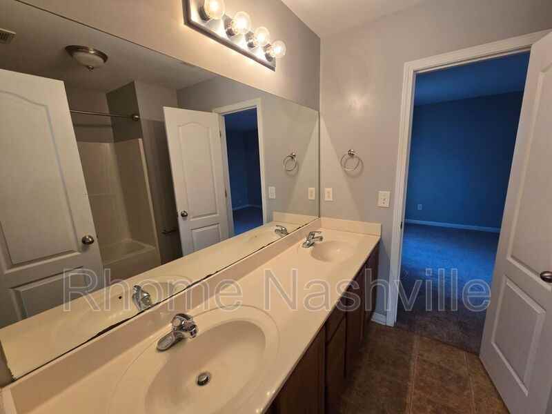 3413 Whitesail Ct - Photo 6 of 20