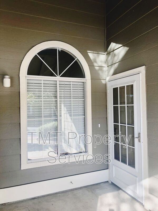 169 Pierpoint Circle - Photo 3 of 42