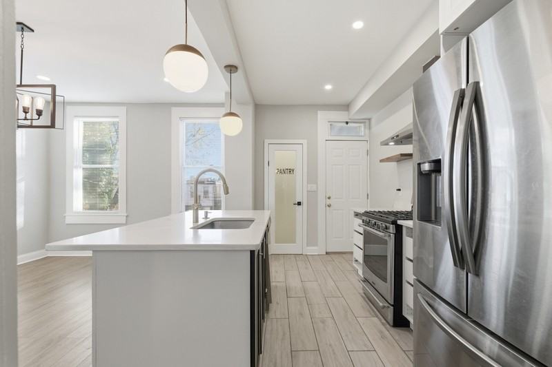 1843 E 29th St - Photo 7 of 17