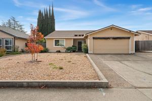 featured image of 10028 Biscanewoods Way