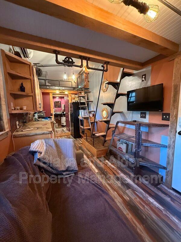 6519 Nw Saint Helens Rd - Photo 4 of 21