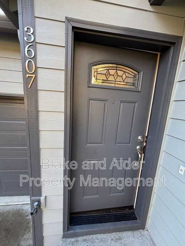 3607 Ne 158th Ave - Photo 4 of 26