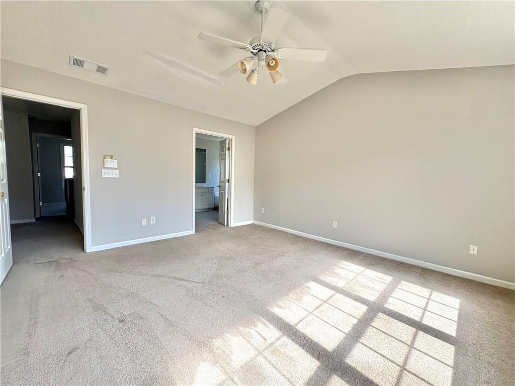 2508 Davenham Ln - Photo 3 of 14