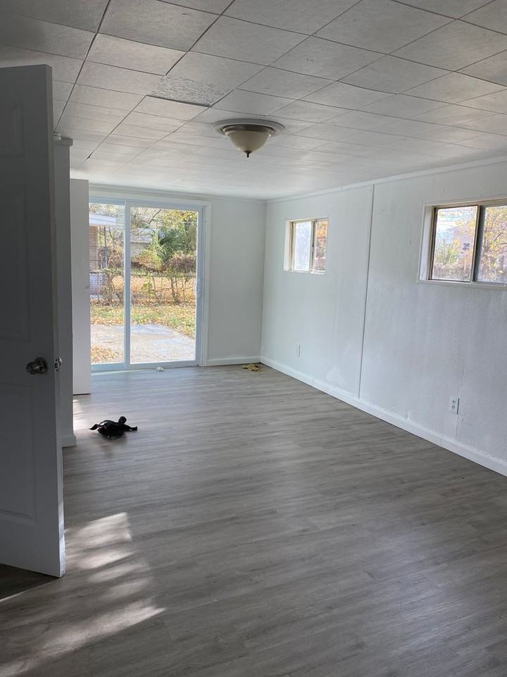 15 Westwood Dr - Photo 2 of 6