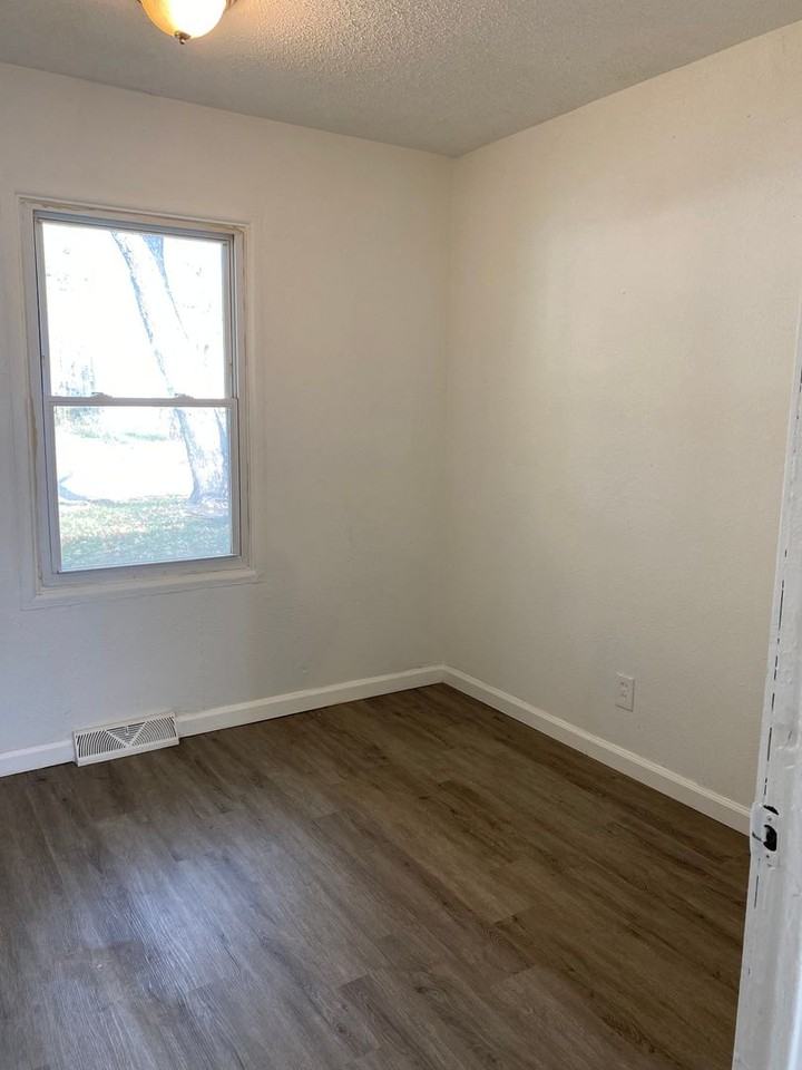 15 Westwood Dr - Photo 6 of 6