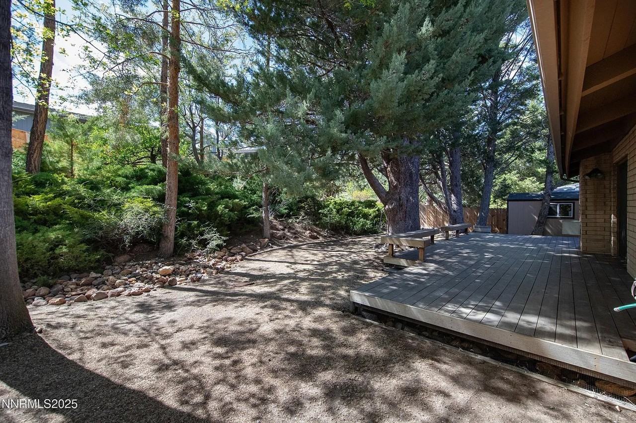 3875 Gibraltar Dr - Photo 4 of 35