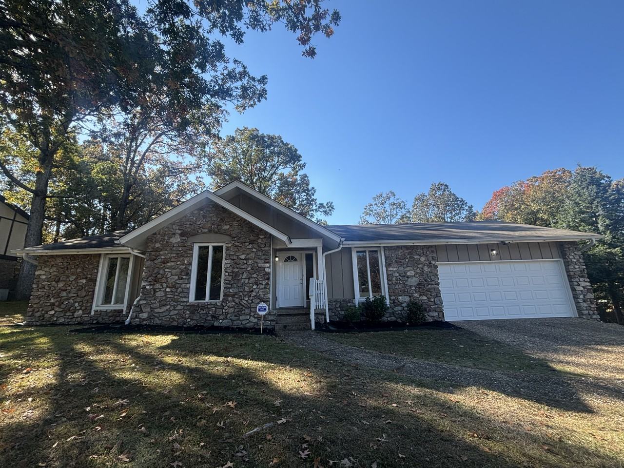 1216 Green Mountain Drive