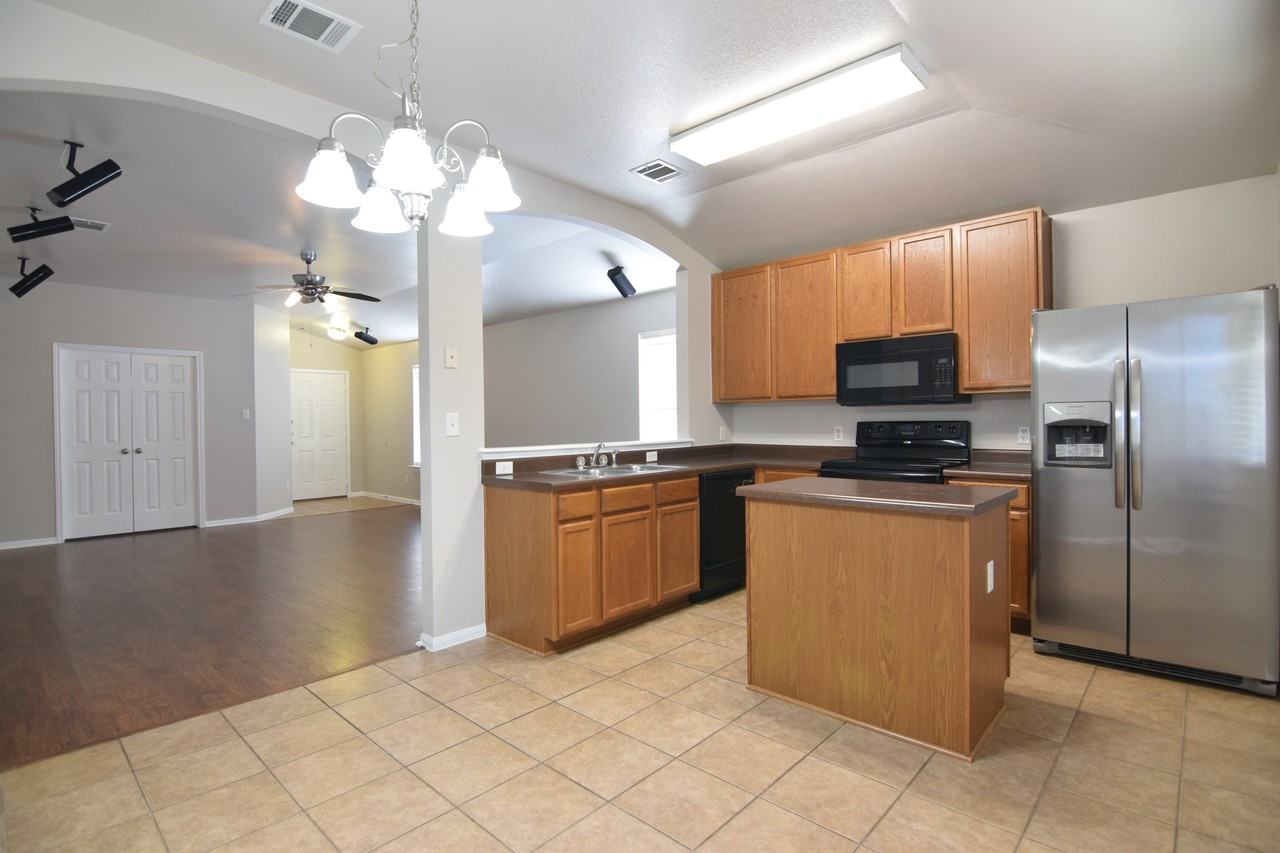 714 Sugar Brook Dr - Photo 5 of 20