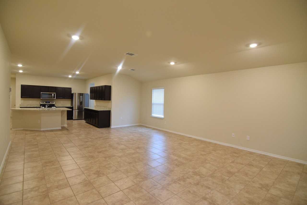 9619 Falme Ln - Photo 6 of 42