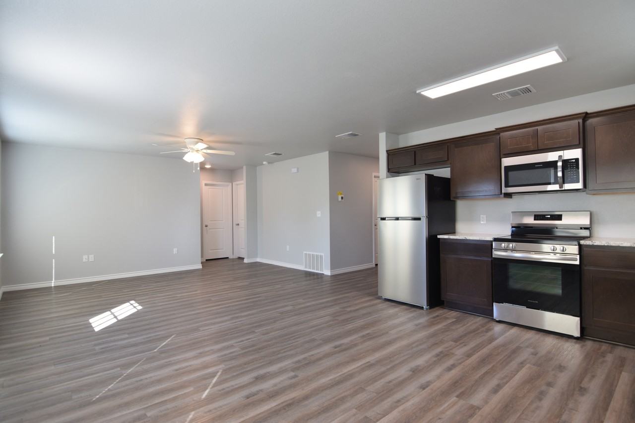 505 Harper Street - Photo 6 of 17