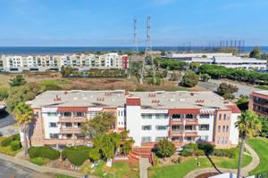 featured image of 465 Fathom Drive